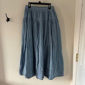 Denim skirt